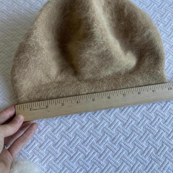 Classic Taupe Wool French Beret for Women Soft Slouchy Winter Hat Vintage 70s - Picture 6 of 7